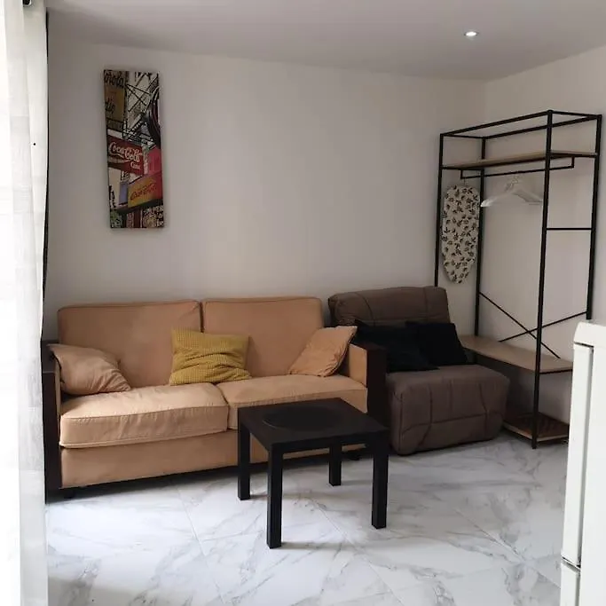 Charmant Studio Agreable Paris Apartment France